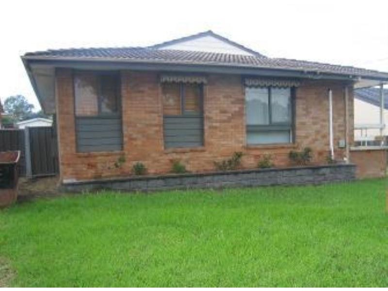 40 Norman Ave, Hammondville NSW 2170