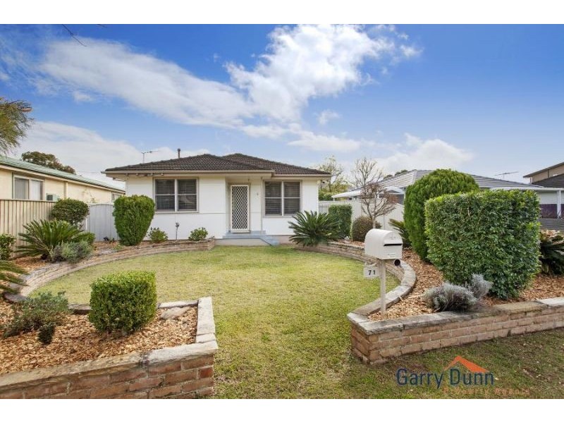 71 Derna Road, Holsworthy NSW 2173