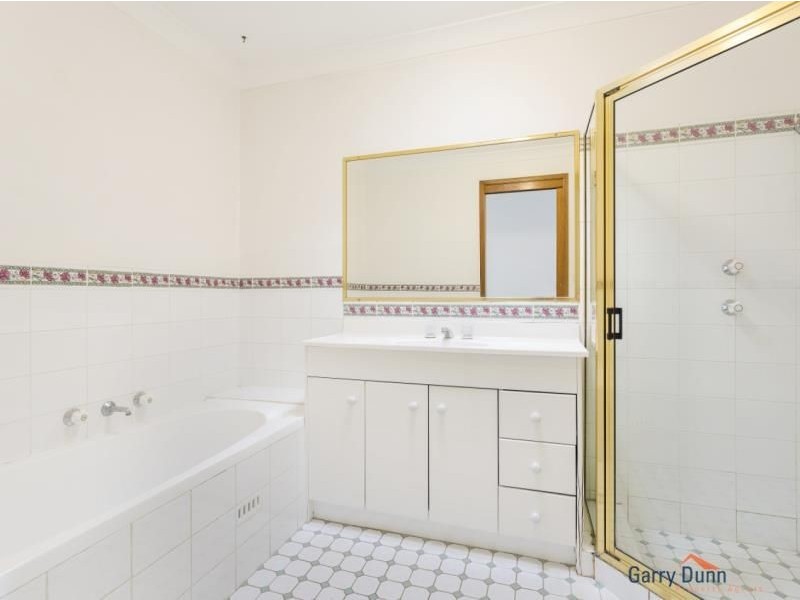 13 Gatley Court, Wattle Grove NSW 2173