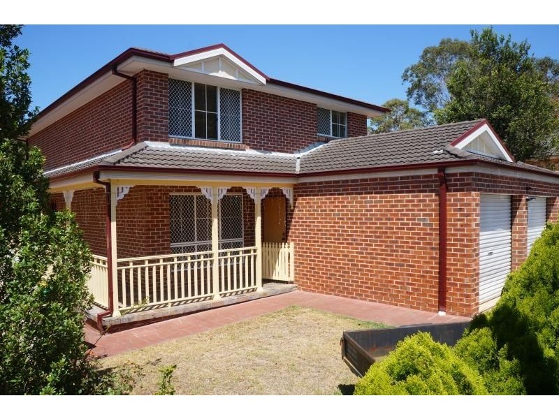 6 Mariala Court, Wattle Grove NSW 2173