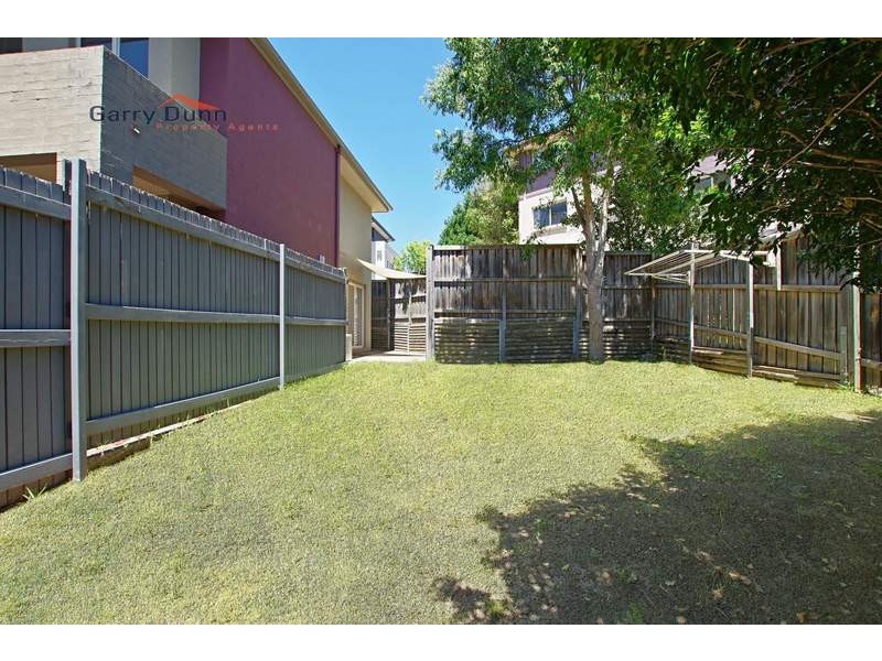 2 Margate Avenue, Holsworthy NSW 2173