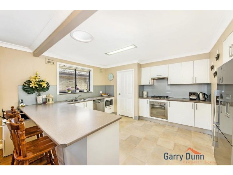 31 Bradey Ave, Hammondville NSW 2170