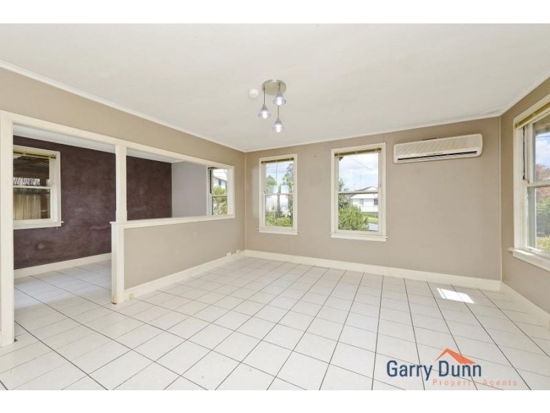 38 West Street, Lurnea NSW 2170