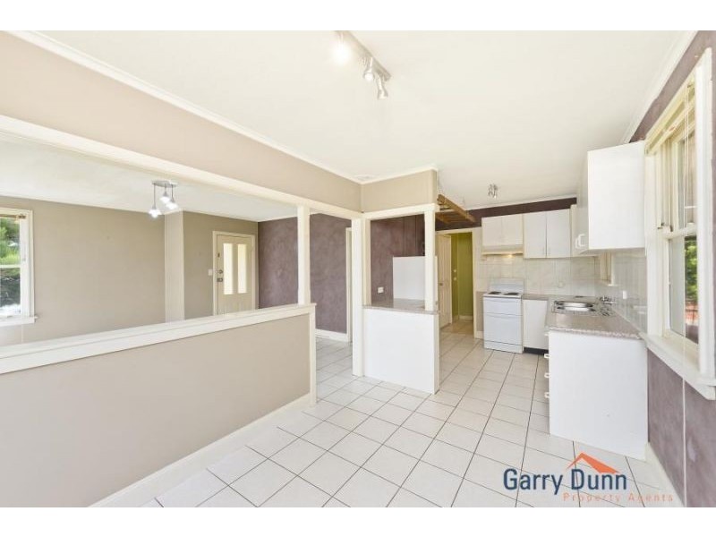 38 West Street, Lurnea NSW 2170
