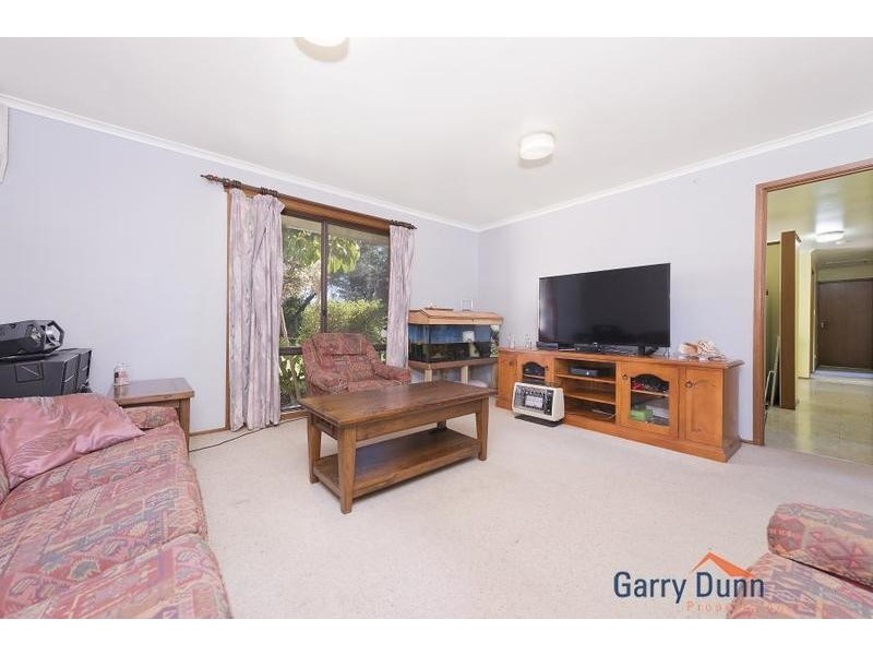 24 Birdwood Ave, Wattle Grove NSW 2173