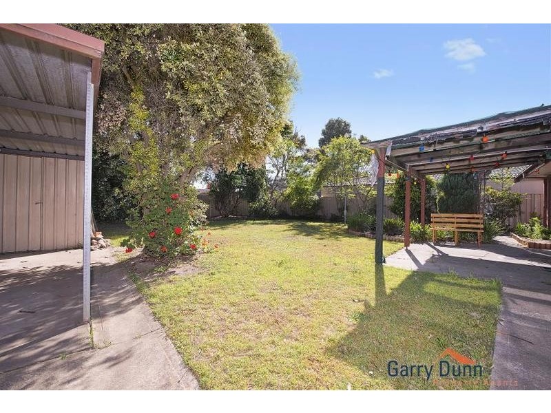 24 Birdwood Ave, Wattle Grove NSW 2173