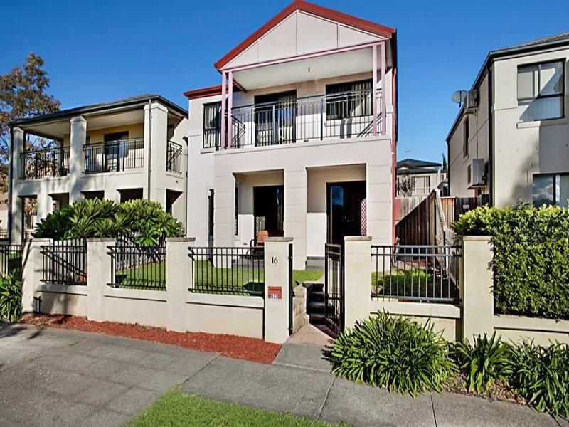 16 Wingate Avenue, West Hoxton NSW 2171