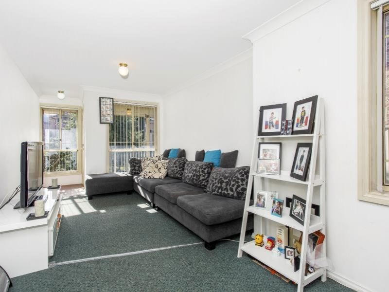 38a Wellwood Ave, Moorebank NSW 2170
