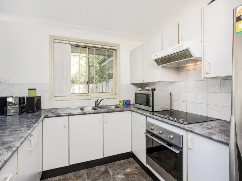 38a Wellwood Ave, Moorebank NSW 2170