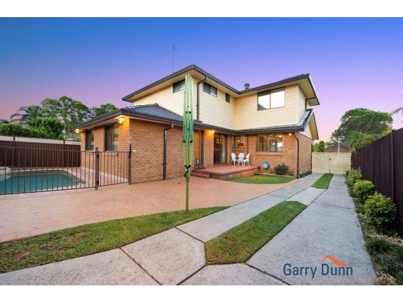 2 Levy Close, Hammondville NSW 2170