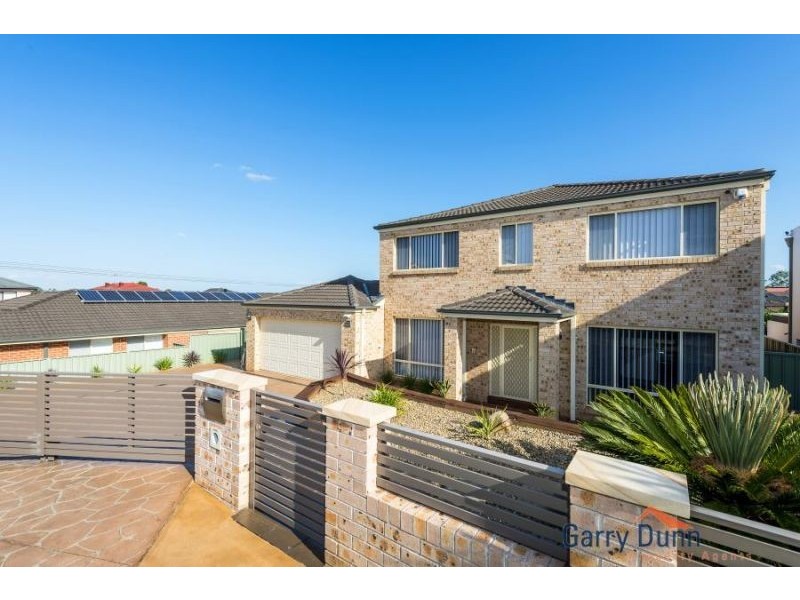 16 Edrom Place, Prestons NSW 2170