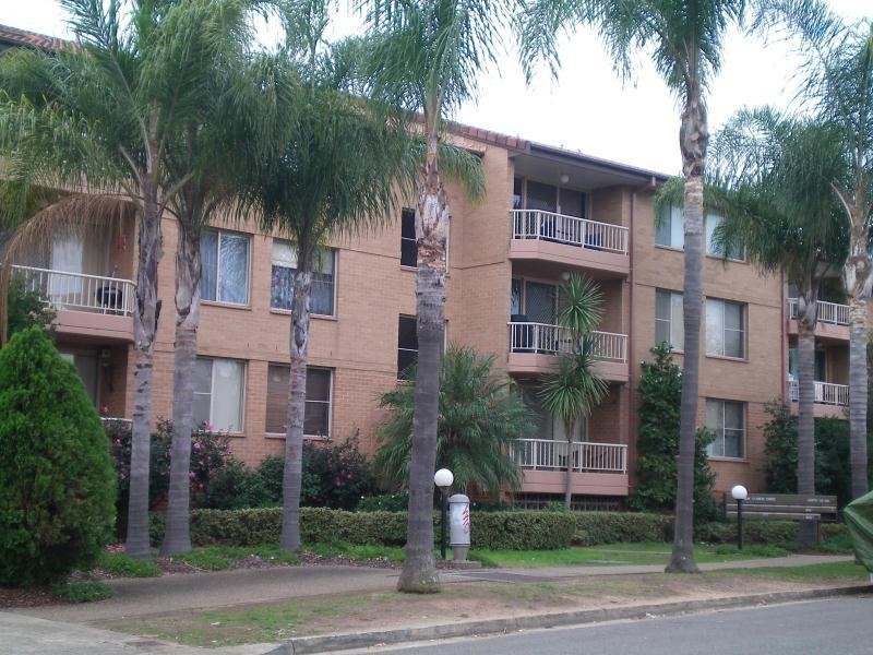 5/14 Frank Oliveri Drive, Chipping Norton NSW 2170