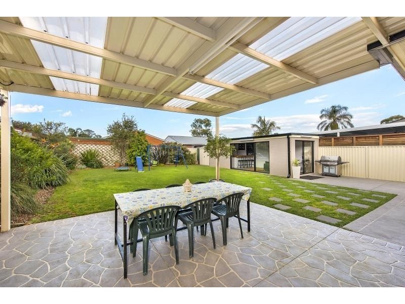 31 Bradey Avenue, Hammondville NSW 2170