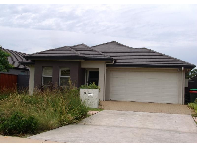 9 The Parkway, Moorebank NSW 2170