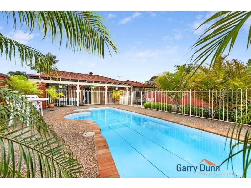 2 Eumung Crt, Wattle Grove NSW 2173