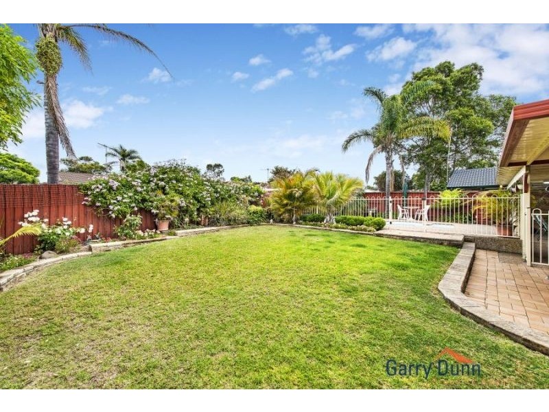 2 Eumung Crt, Wattle Grove NSW 2173