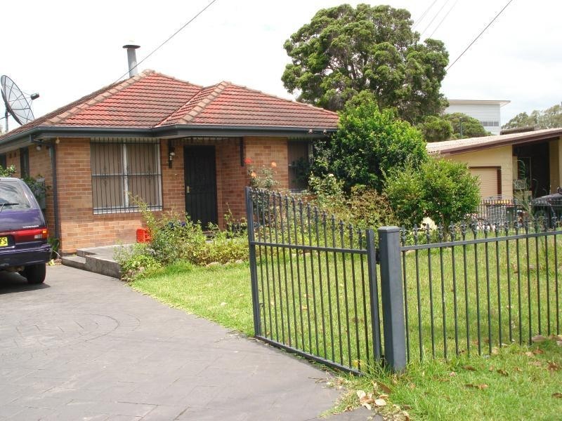 Cabramatta Ave, Miller NSW 2168