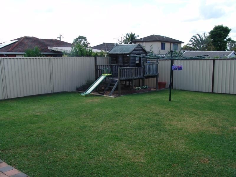 9 Sligar Avenue, Hammondville NSW 2170