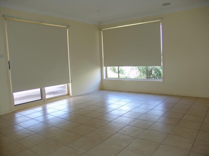 9 Angophora Court, Voyager Point NSW 2172