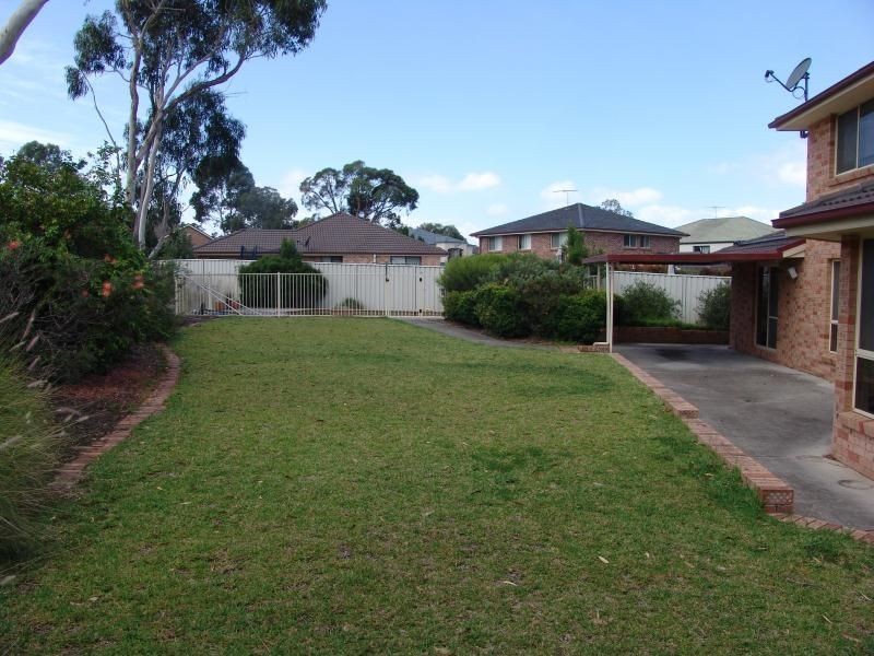 9 Angophora Court, Voyager Point NSW 2172
