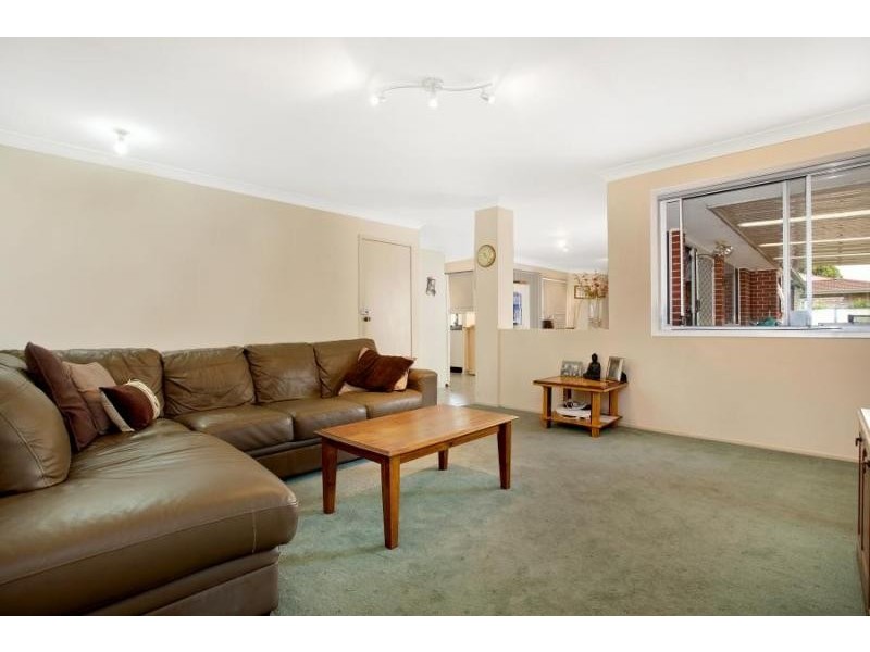 Wattle Grove NSW 2173