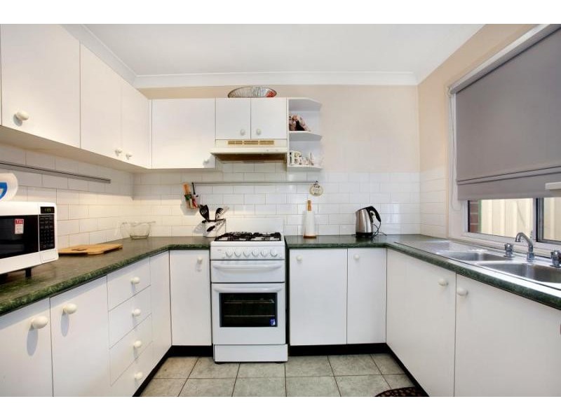 Wattle Grove NSW 2173