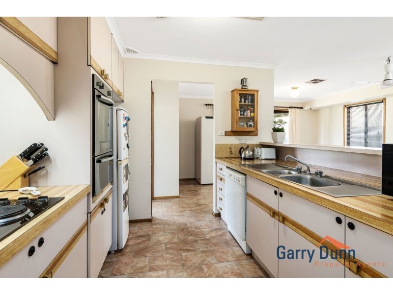 17 Malinya Crescent, Moorebank NSW 2170