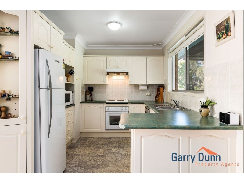 92 Renton Avenue, Moorebank NSW 2170