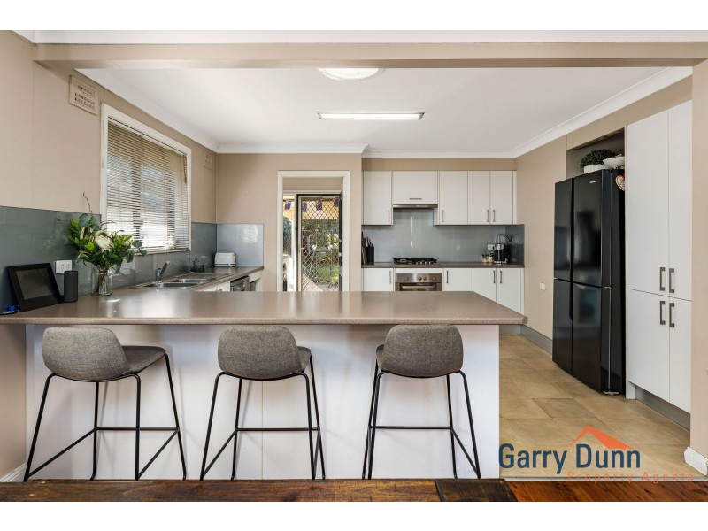 31 Bradey Avenue, Hammondville NSW 2170