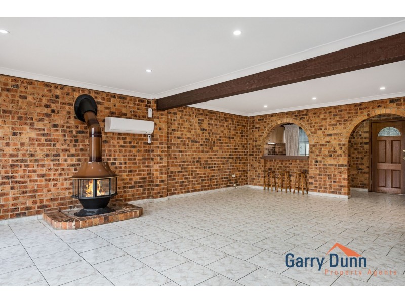 71 Ascot Drive, Chipping Norton NSW 2170