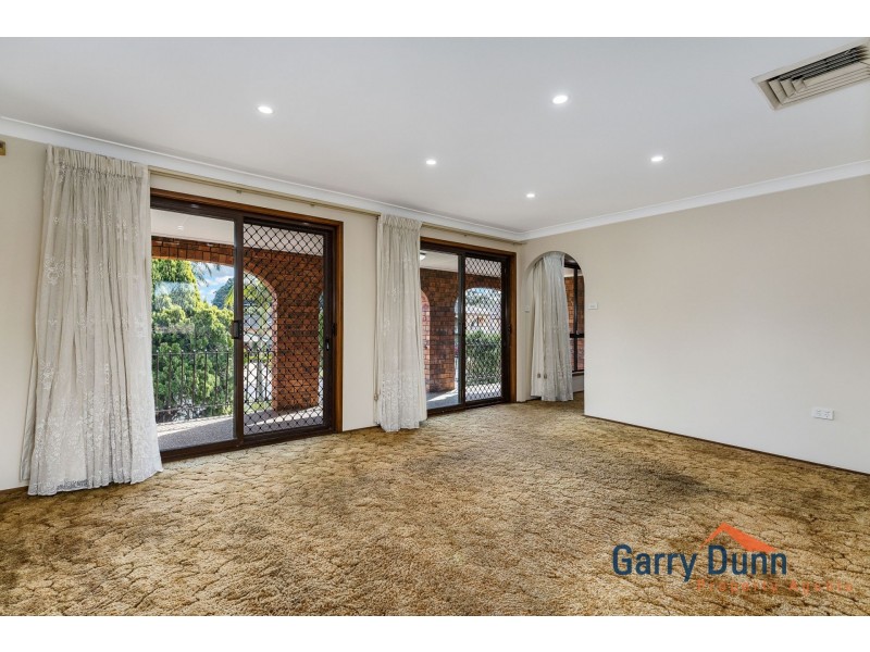 71 Ascot Drive, Chipping Norton NSW 2170