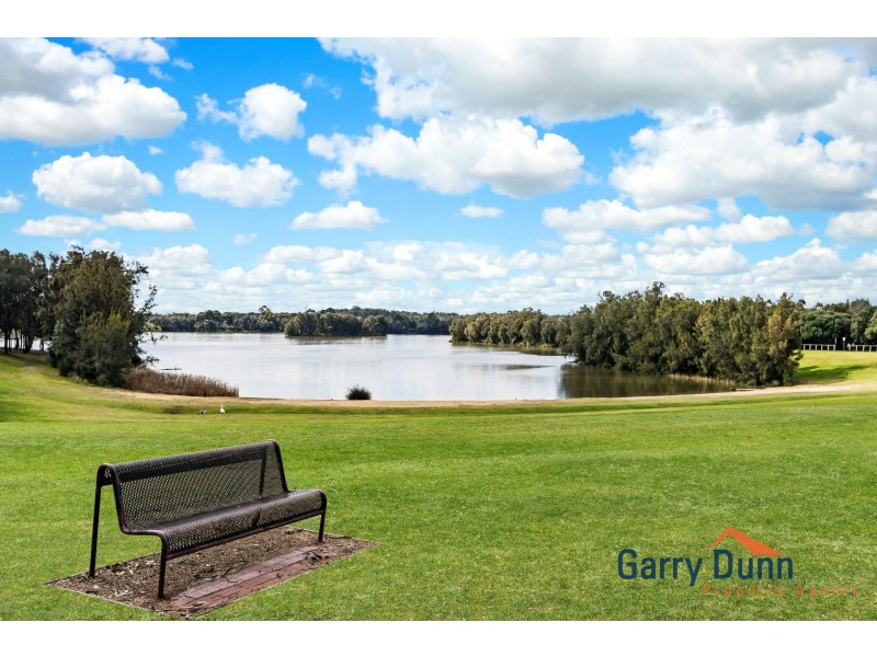 71 Ascot Drive, Chipping Norton NSW 2170