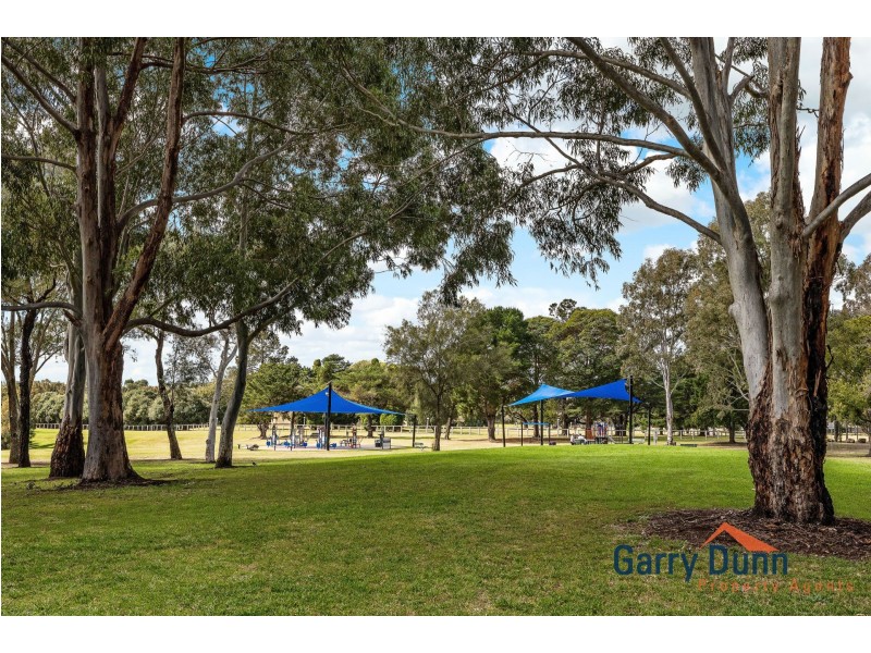 71 Ascot Drive, Chipping Norton NSW 2170