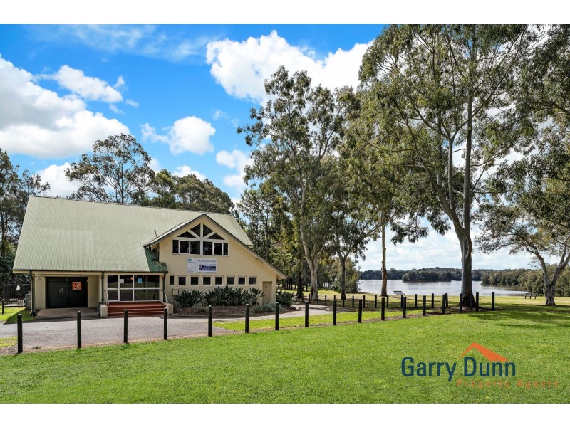 71 Ascot Drive, Chipping Norton NSW 2170