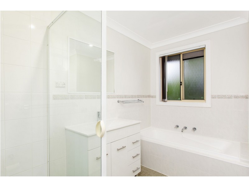 6/12 Johnston Avenue, Lurnea NSW 2170