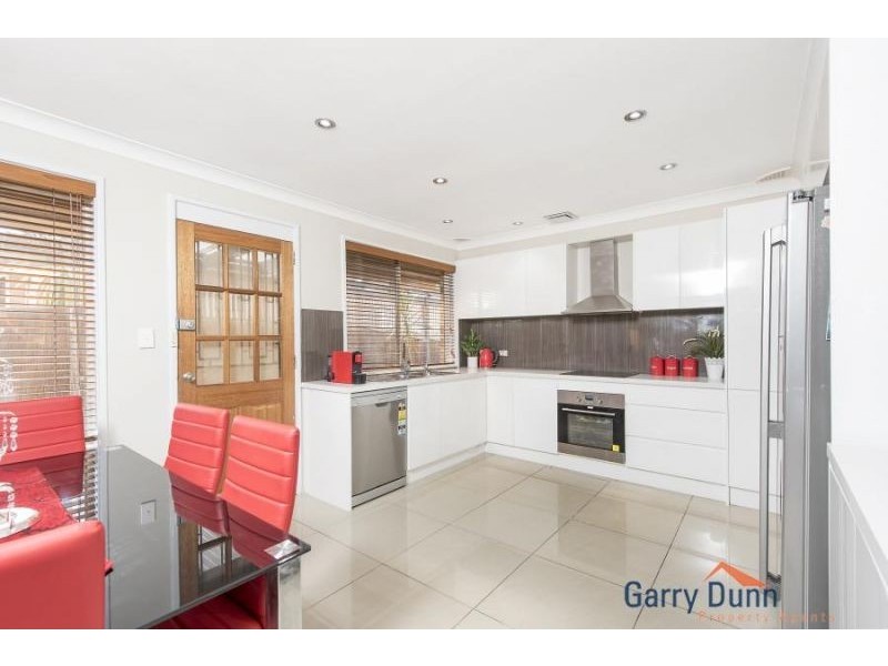 5 Spicer Ave, Hammondville NSW 2170