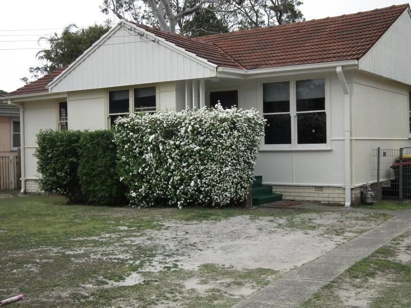 32 Mubo Crescent, Holsworthy NSW 2173