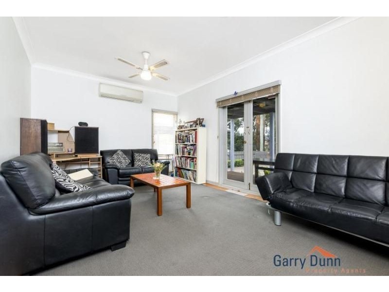 20 Anzac Mews, Wattle Grove NSW 2173