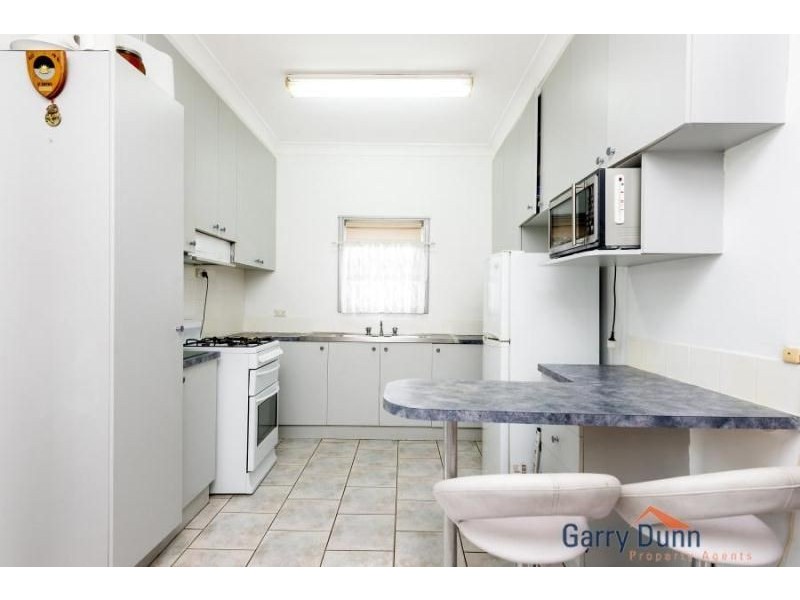 20 Anzac Mews, Wattle Grove NSW 2173