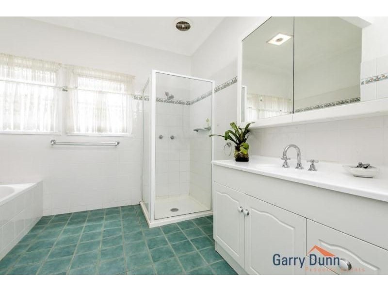 20 Anzac Mews, Wattle Grove NSW 2173