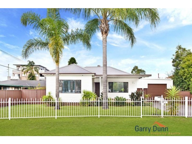 4 Anderson Ave, Liverpool NSW 2170
