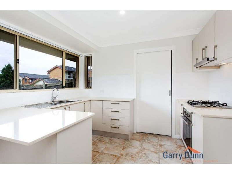 2/12 Johnston Ave, Lurnea NSW 2170