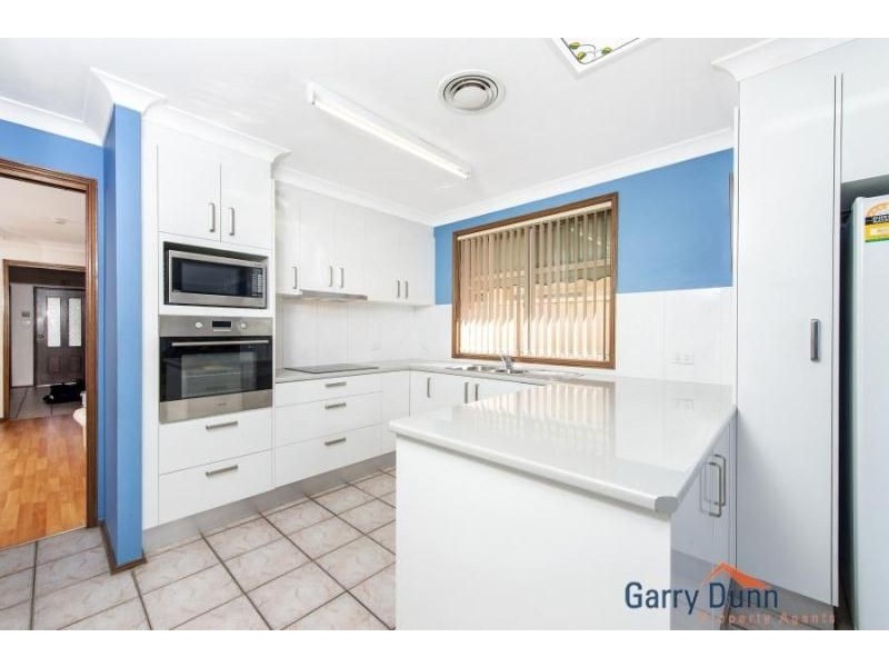 12 Mallee Court, Wattle Grove NSW 2173