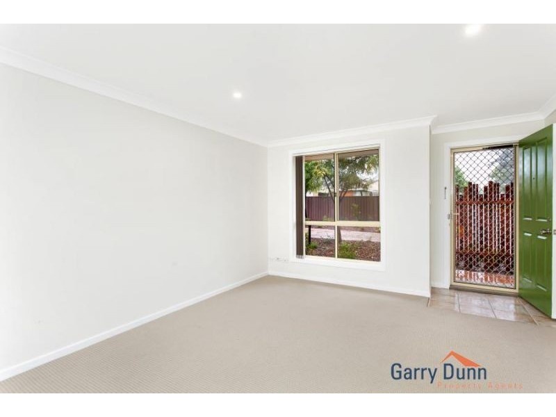 3/12 Johnston Ave, Lurnea NSW 2170