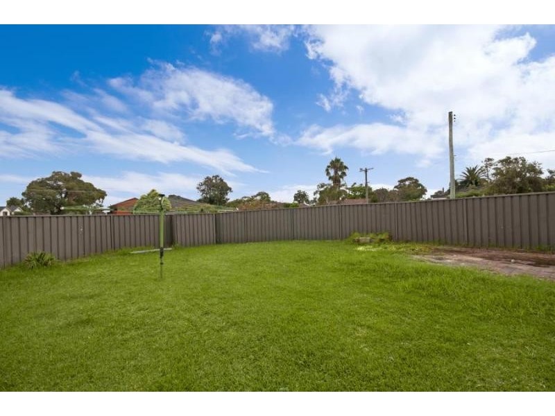 2 Munroe Pl, Hammondville NSW 2170