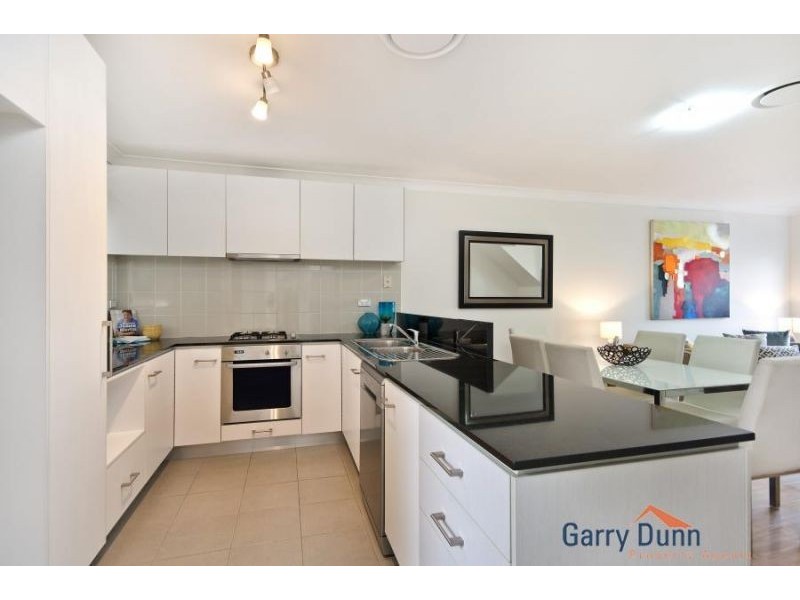 16 Margate Ave, Holsworthy NSW 2173