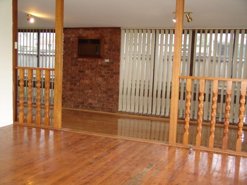 8 Boolarong Avenue, Chipping Norton NSW 2170