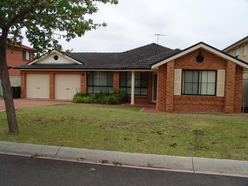 6 Goodenia Court, Voyager Point NSW 2172