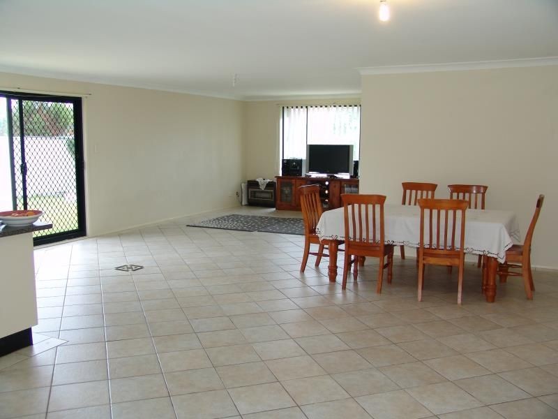 6 Goodenia Court, Voyager Point NSW 2172