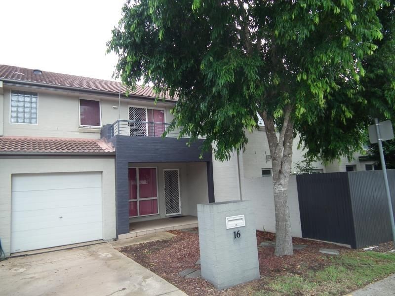 16 Morningside Parade, Holsworthy NSW 2173